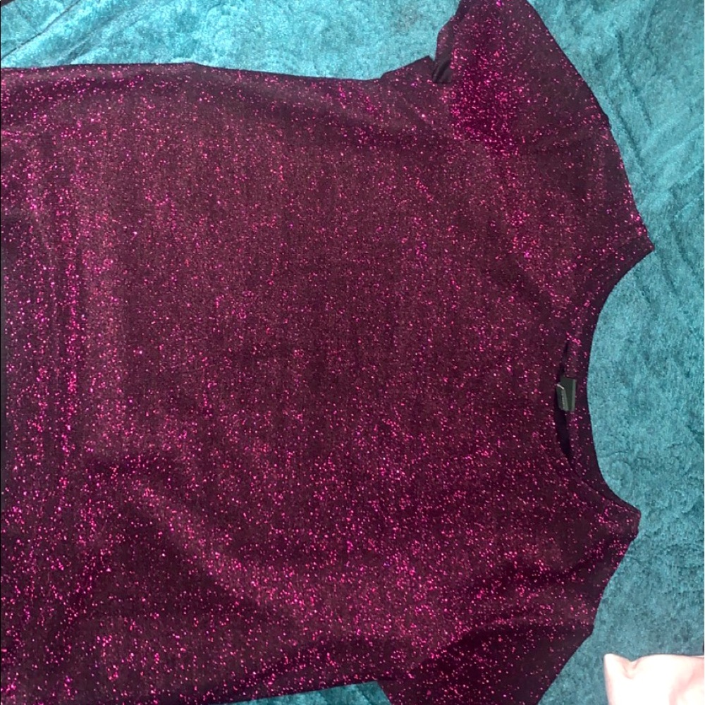 Cute dress shirt for a night out!